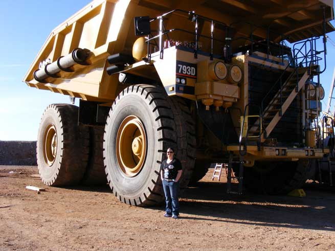 Συναρμολογώντας ένα Liebherr T 264 σε 1 λεπτό! (Βίντεο)