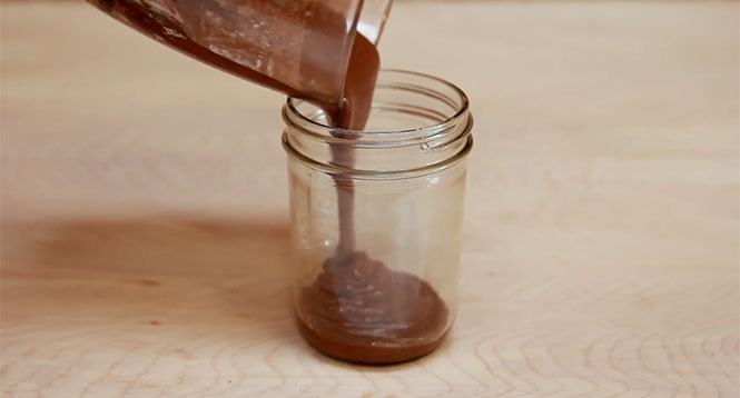 Πως να φτιάξετε την δική σας σπιτική Nutella (Βίντεο)