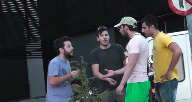 Ο τσαμπουκάς του κερατά στο Γκάζι που προκαλεί χαμό στο διαδίκτυο (Βίντεο)