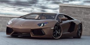 Video: Αρκεί μία Lamborghini για να «πέσει» μία γυναίκα;