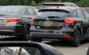 Ξεπαρκάρετε… σκουπίστε, τελειώσατε