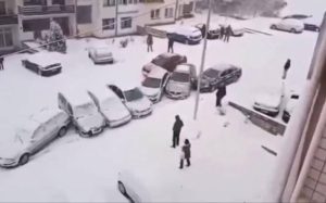 Αυτοκίνητο και χιόνι είναι κακός συνδυασμός