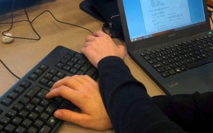 Εικόνες που θα κάνουν τους αριστερόχειρες να ταυτιστούν