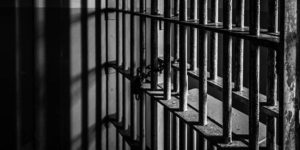 Αποζημίωση 1,5 εκατ. για τα 45 χρόνια που έμεινε άδικα στη φυλακή