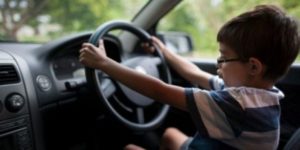 8χρονος πήρε κρυφά το όχημα των γονιών του και έτρεχε με 140χλμ