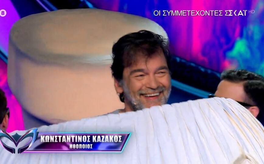 The Masked Singer: Ο τσολιάς Κωνσταντίνος Καζάκος έφερε καταιγίδα στο πλατό – Το μήνυμα του Ποπ Κορν στους twitterάδες