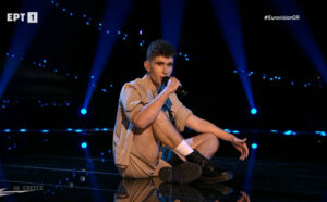 Eurovision 2023: Δίχασε το twitter ο Victor Vernicos – «Κι αν δεν περάσουμε δεν πειράζει ένας διαγων...