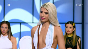 My Style Rocks: Η Ειρήνη «φόρεσε» αποσπάσματα από την «Αλληγορία του Σπηλαίου» του Πλάτωνα και το Tw...