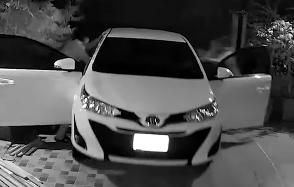 Όταν απλώς ξεχνάς να βάλεις χειρόφρενο